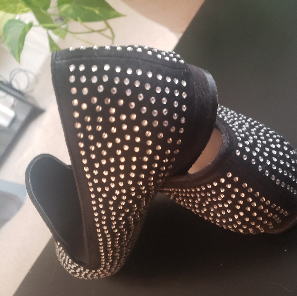 Gently worn black, embellished flats